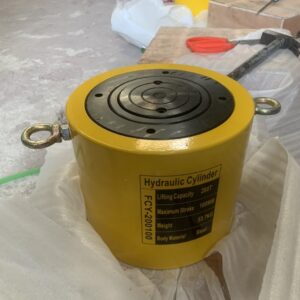 Kích thuỷ lực 200 tấn hành trình 100mm