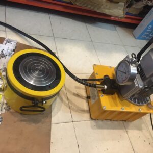 Kích thuỷ lực 200 tấn hành trình 100mm