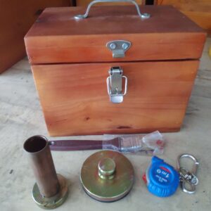 Dụng cụ xác định nhám mặt đường bằng phương pháp rắc cát